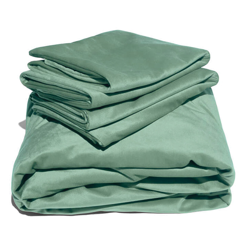 Introducing the Liberator Fascinator Liquid Velvet Sheets-K Sage, a luxurious and comfortable bedding option. Made from soft, silky liquid velvet, these waterproof sheets in a sophisticated K-Sage hue not only add elegance to your bedroom but also protec..